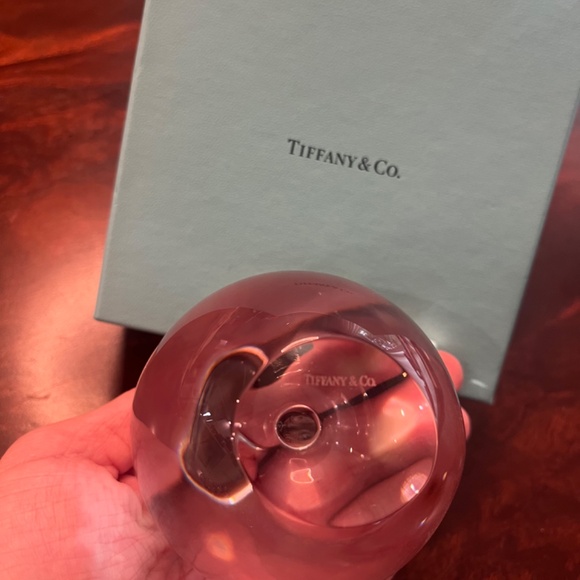 Tiffany & Co. Apple Paperweight - Picture 3 of 3